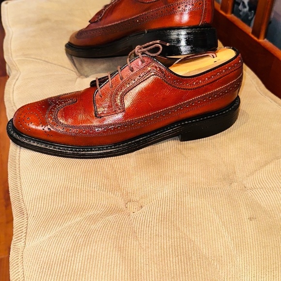 Vintage JC Penney Wing Tip Leather Dress Shoe. main image 10